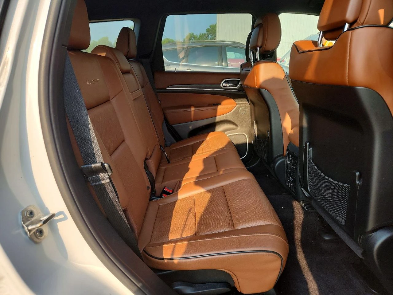 Jeep Grand cherokee 5.7l Summit, снимка 11 - Автомобили и джипове - 55877216