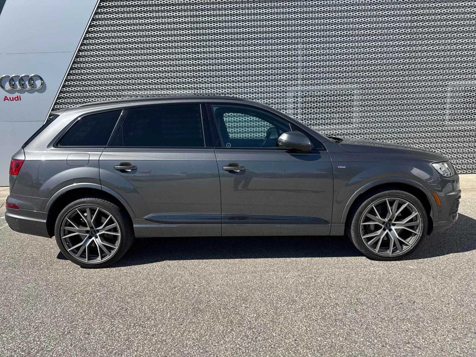 Audi Q7 TECKNIK * КРАЙНА ЦЕНА* FULL S-LINE, снимка 5 - Автомобили и джипове - 56219914