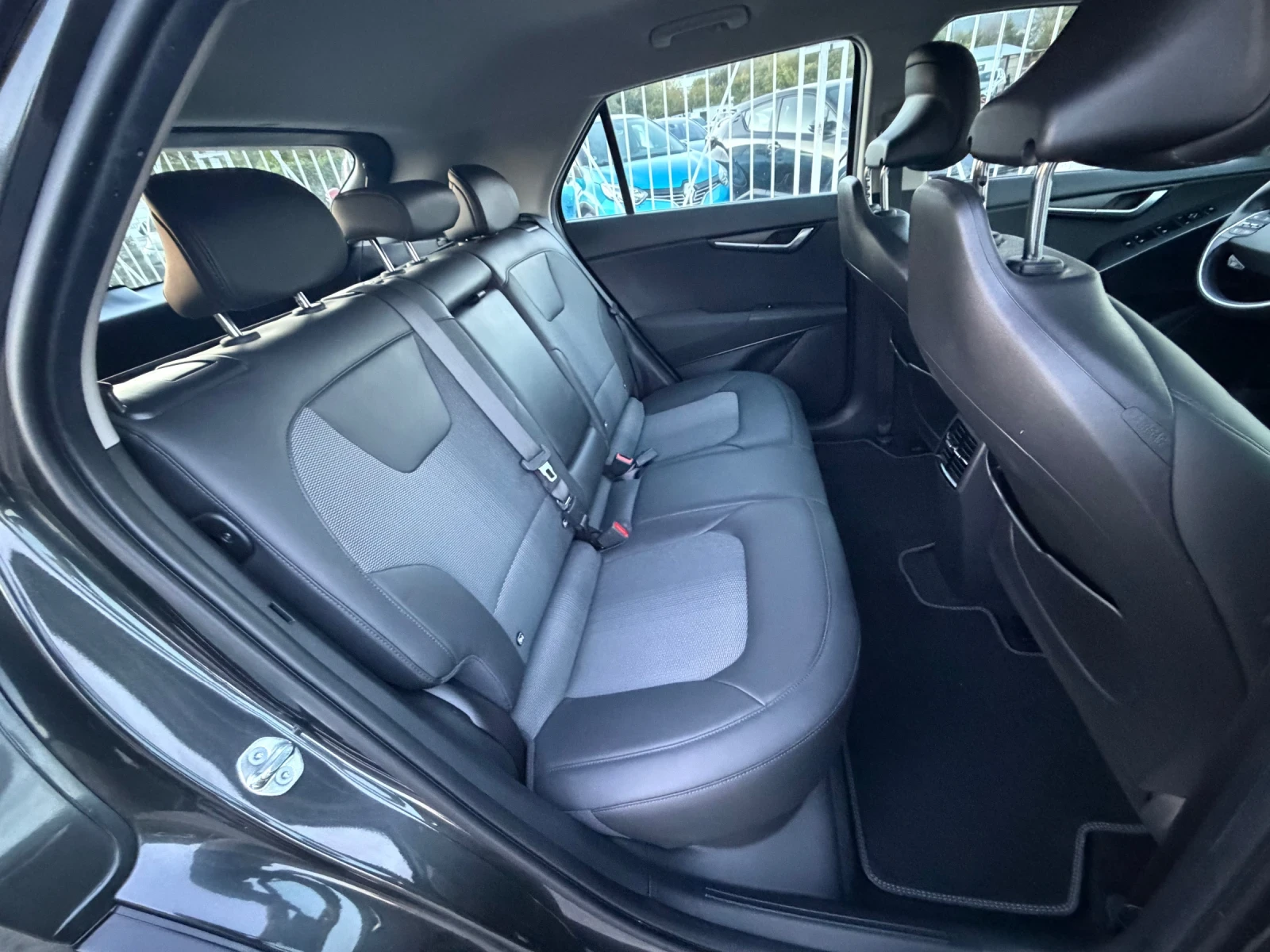 Kia Niro EV - ELECTRIC / PREMIUM / BATTERY 100% / 103 000 , снимка 13 - Автомобили и джипове - 56319447