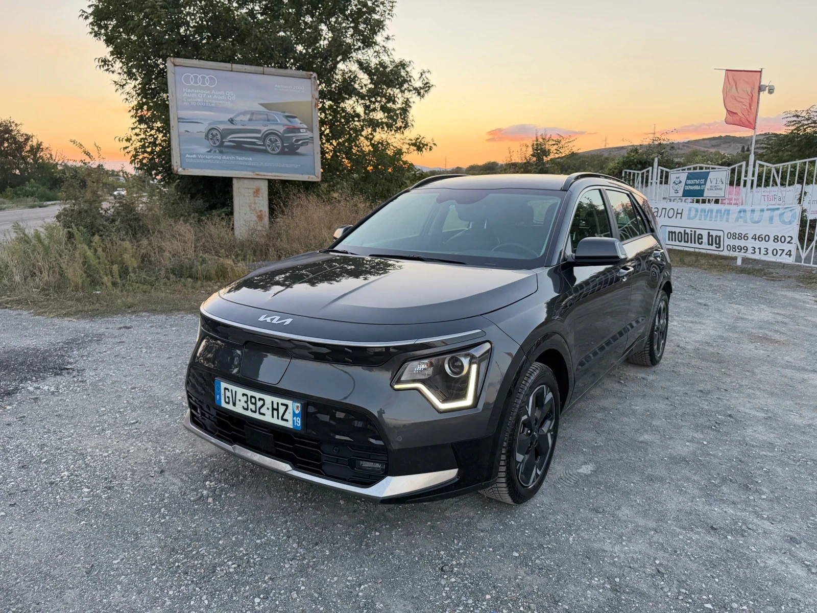 Kia Niro EV - ELECTRIC / PREMIUM / BATTERY 100% / 103 000 
