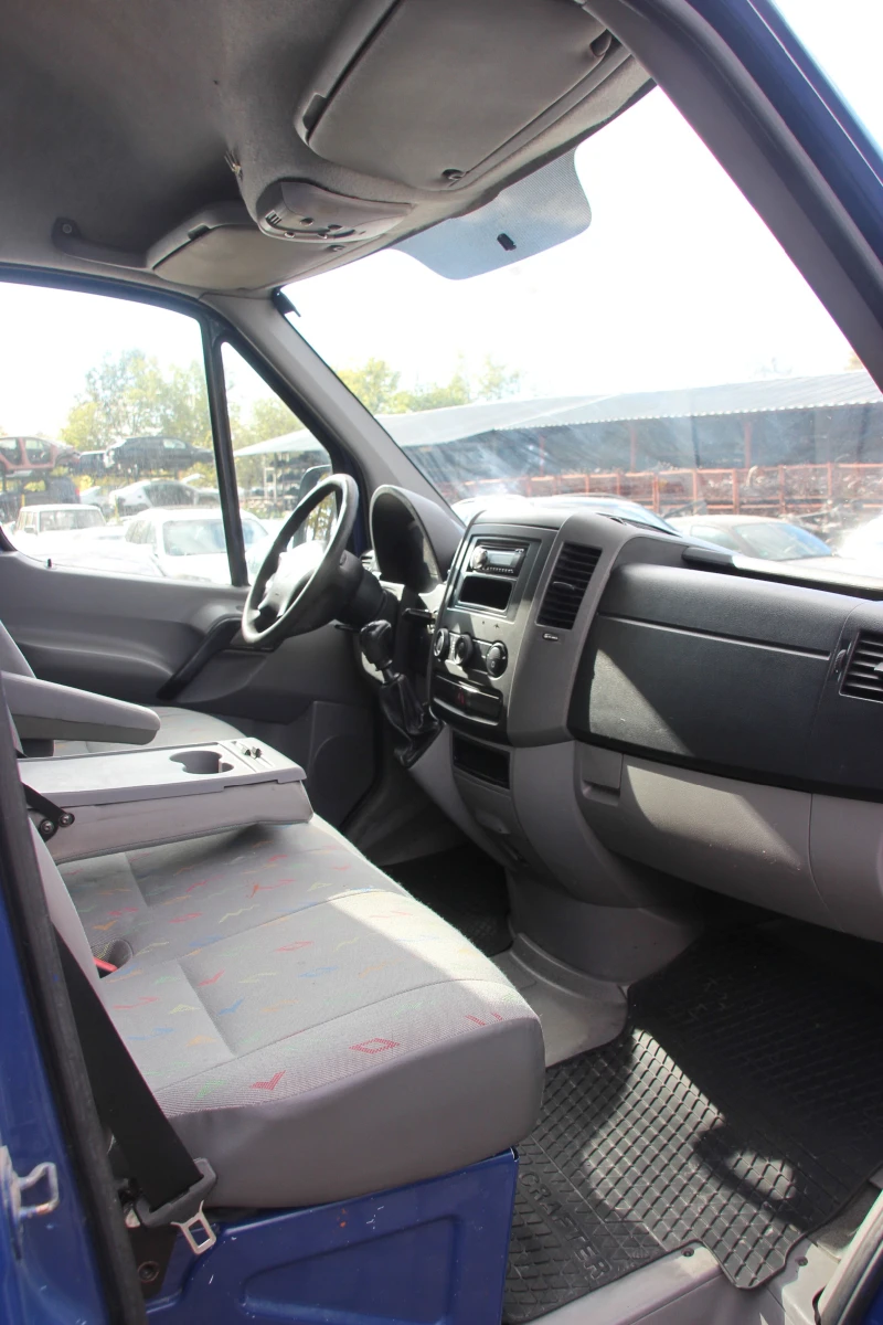 VW Crafter 2.5 TDI  MAXI  НОВ ВНОС  6+ 1 МЕСТА  , снимка 9 - Бусове и автобуси - 47183618