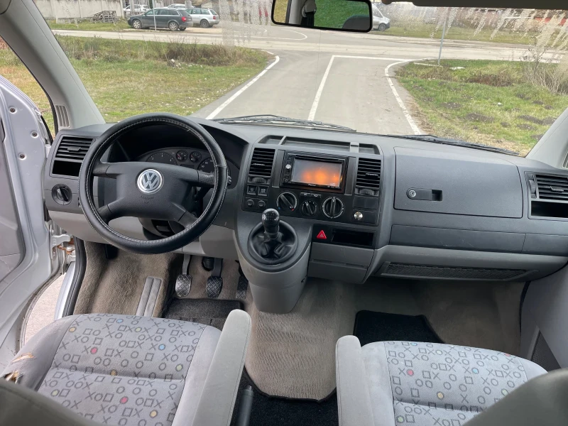 VW T5 2.5 131 KLIMA, снимка 11 - Бусове и автобуси - 48321012