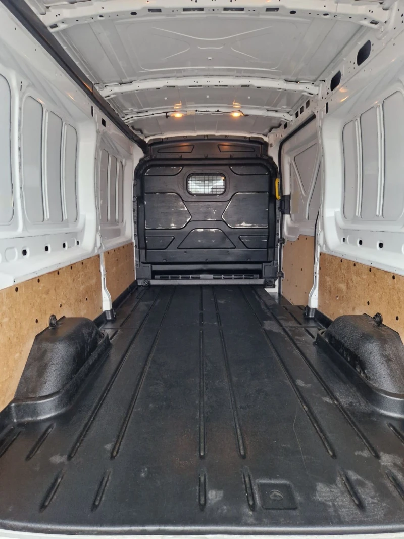 Ford Transit 2.2 TDCI, снимка 8 - Бусове и автобуси - 52527323