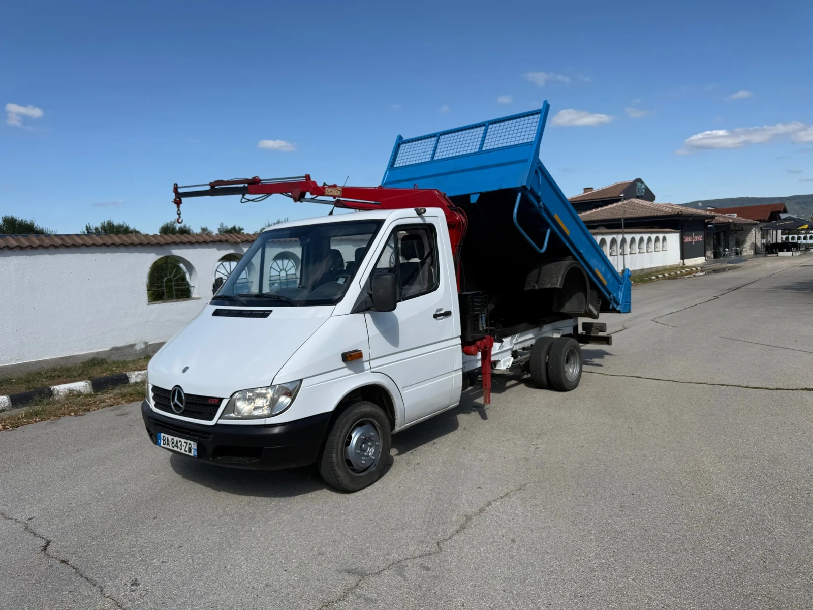 Mercedes-Benz Sprinter 411 Оригинален Самосвал с Кран
