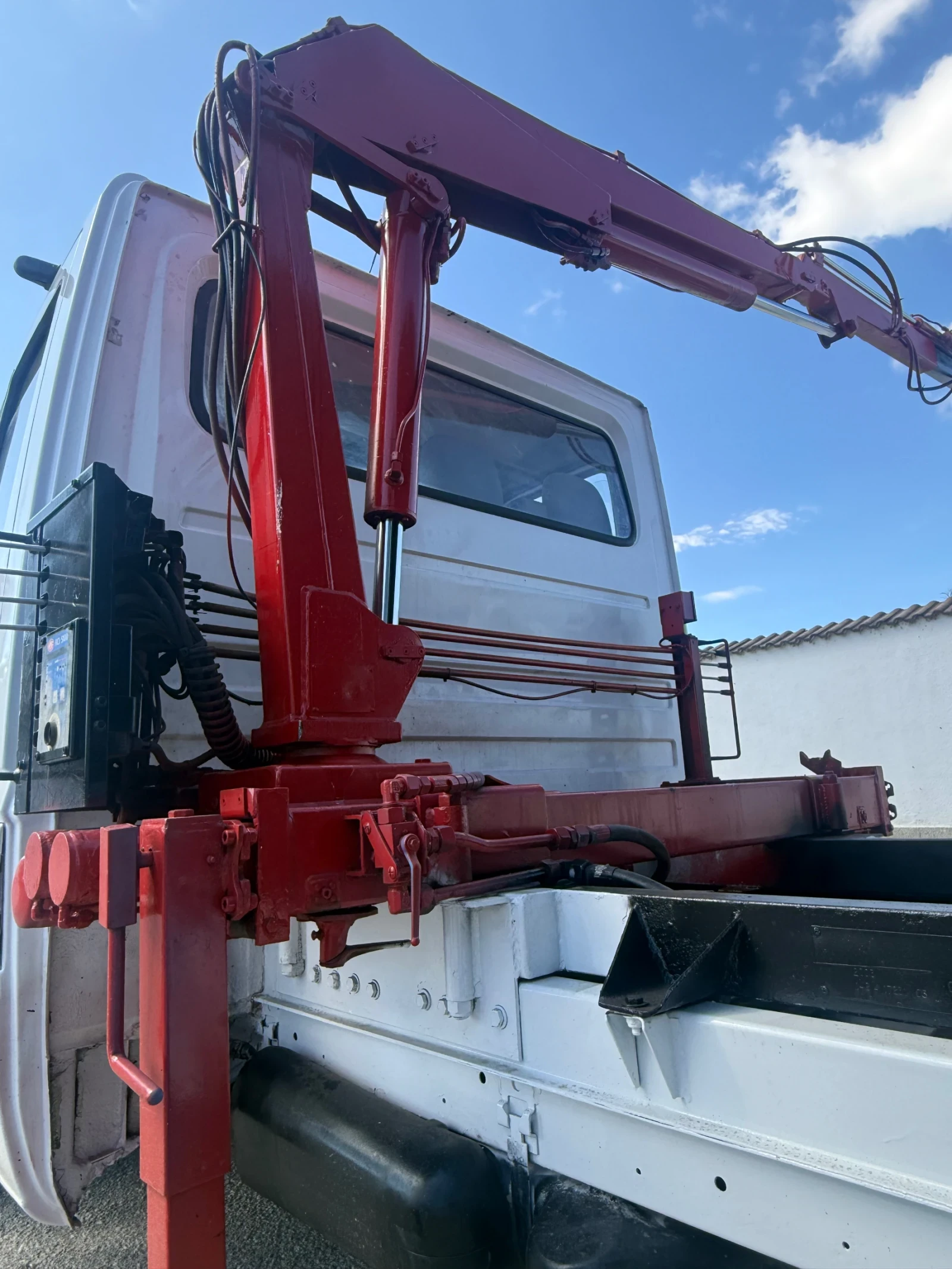Mercedes-Benz Sprinter 411 Оригинален Самосвал с Кран, снимка 9 - Бусове и автобуси - 56155798