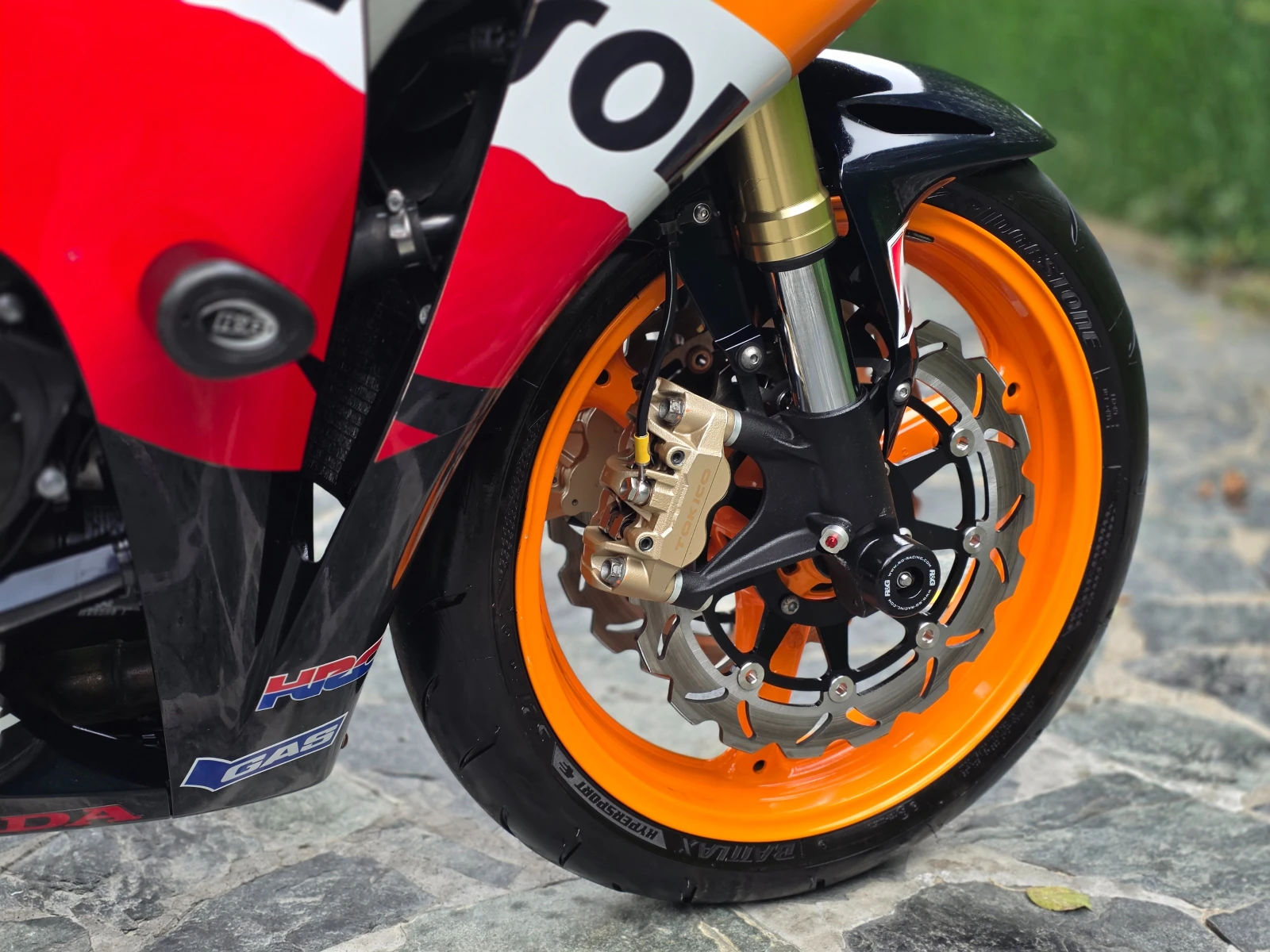 Honda Cbr 1000 ЛИЗИНГ REPSOL, снимка 4 - Мотоциклети и мототехника - 56520840