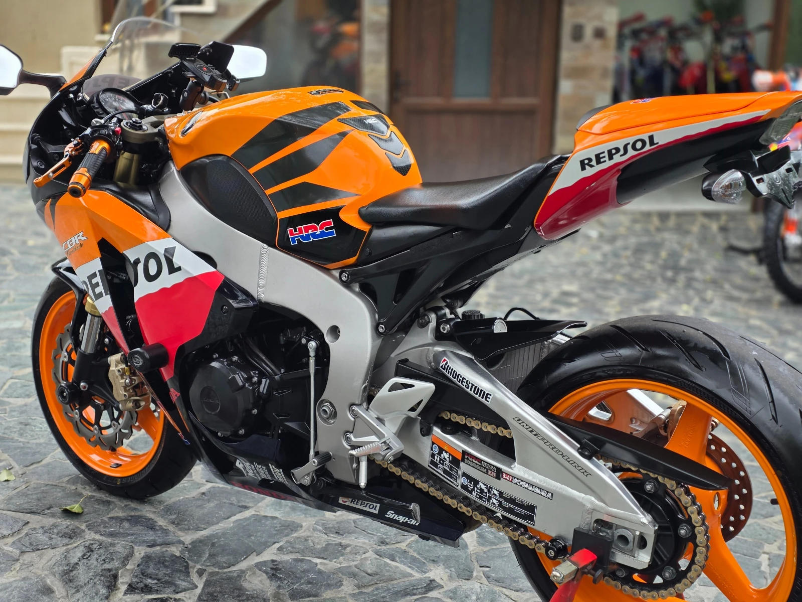 Honda Cbr 1000 ЛИЗИНГ REPSOL, снимка 10 - Мотоциклети и мототехника - 56520840