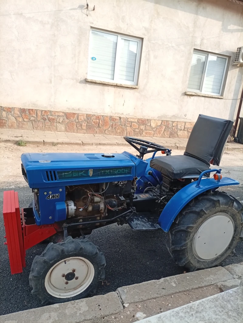 Трактор ISEKI TX 1300 F, снимка 4 - Селскостопанска техника - 52658030