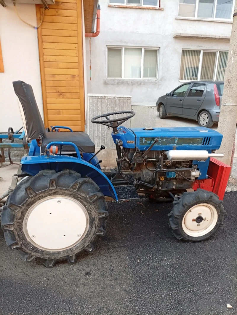 Трактор ISEKI TX 1300 F, снимка 2 - Селскостопанска техника - 52658030