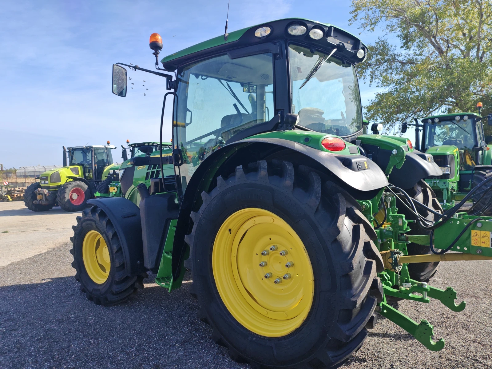 ������� John Deere 6125R ������ � ������������ ������ 20 % | Mobile.bg � ����������� 8