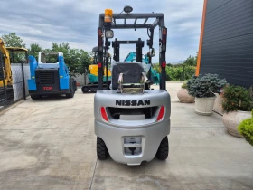 Мотокар Nissan 2 тона / ГАЗ-БЕНЗИН / АВТОМАТ / ПЕРФЕКТЕН, снимка 4