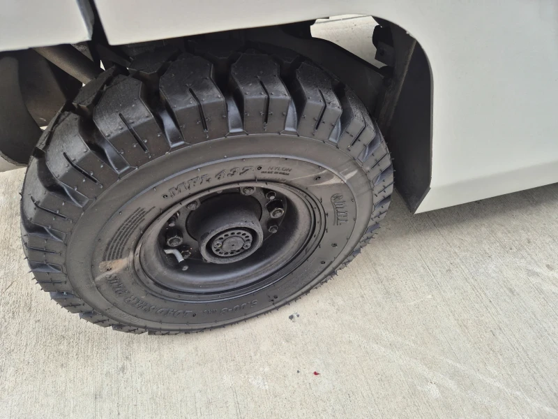 Мотокар Nissan 2 тона / ГАЗ-БЕНЗИН / АВТОМАТ / ПЕРФЕКТЕН, снимка 14 - Индустриална техника - 49458974