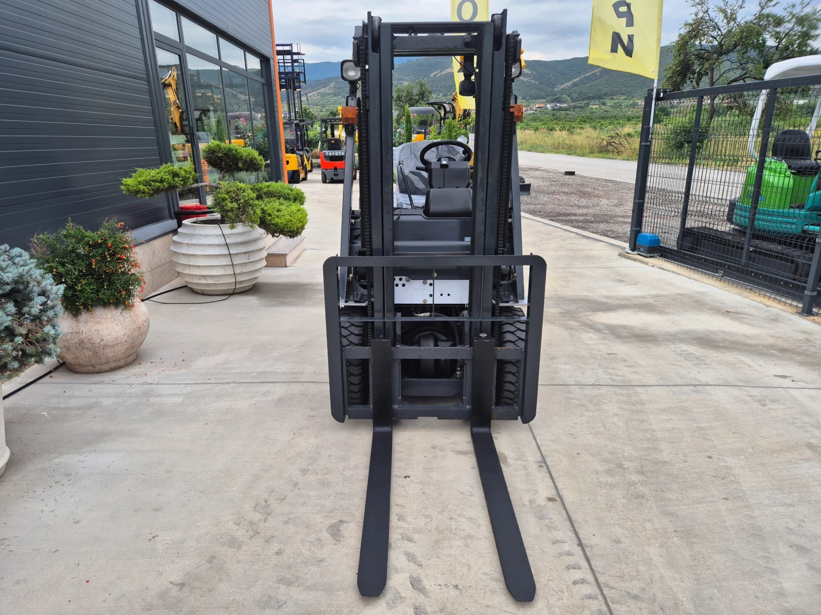  Nissan 2  / - /  /  | Mobile.bg   8