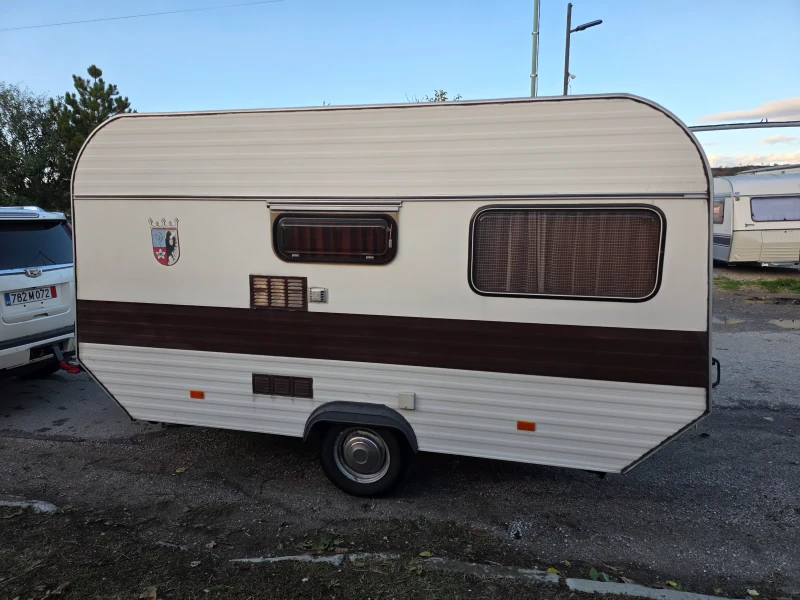 Каравана Adria HOME CAR 380, снимка 5 - Каравани и кемпери - 52545416