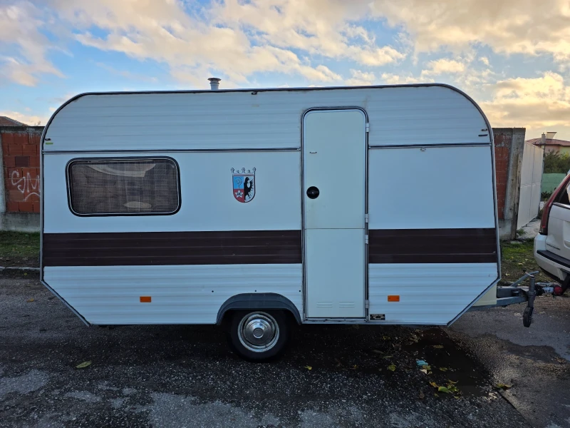 Каравана Adria HOME CAR 380, снимка 3 - Каравани и кемпери - 52545416