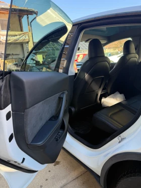 Tesla Model Y Dual Motor Long Range С Гаранция, снимка 14