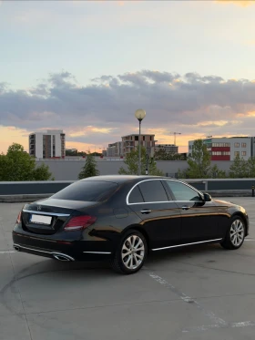Mercedes-Benz E 220 4-matic , снимка 4
