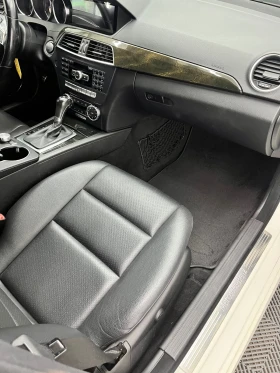 Mercedes-Benz C 300 4MATIC AMG | Бензин + LPG | Har, снимка 9