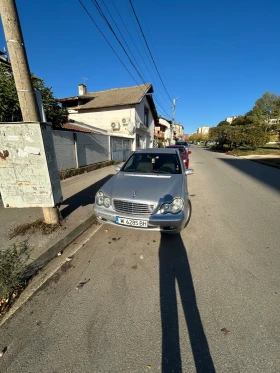 Обява за продажба на Mercedes-Benz C 220 ~4 200 лв. - изображение 1 | Auto.bg Обява за продажба на Mercedes-Benz C 220 ~4 200 лв. - изображение 1