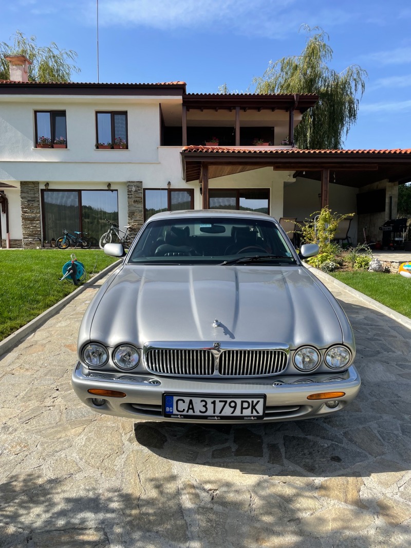 Jaguar Xj, снимка 1 - Автомобили и джипове - 45498285