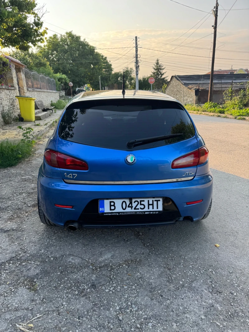 Alfa Romeo 147, снимка 4 - Автомобили и джипове - 52624564