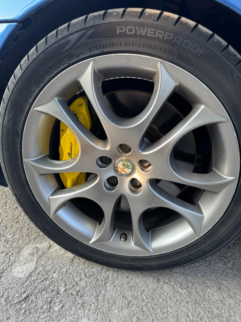 Alfa Romeo 147, снимка 8 - Автомобили и джипове - 52624564