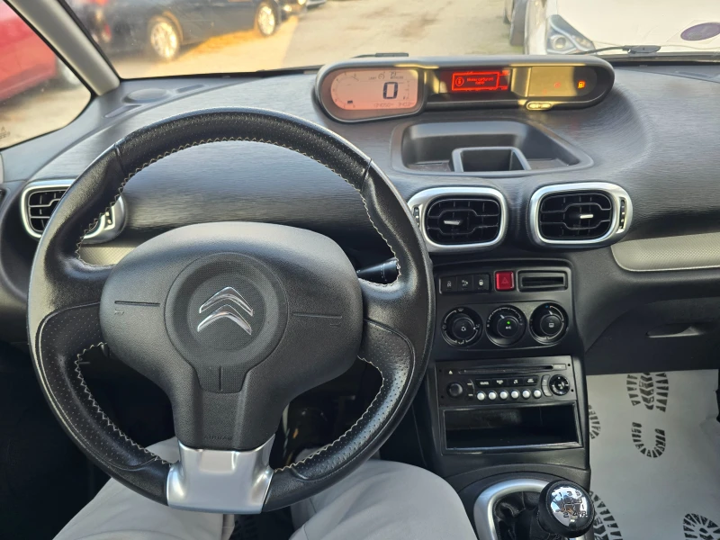 Citroen C3 Picasso 1.2 e-THP Feel Edition, снимка 13 - Автомобили и джипове - 52334178
