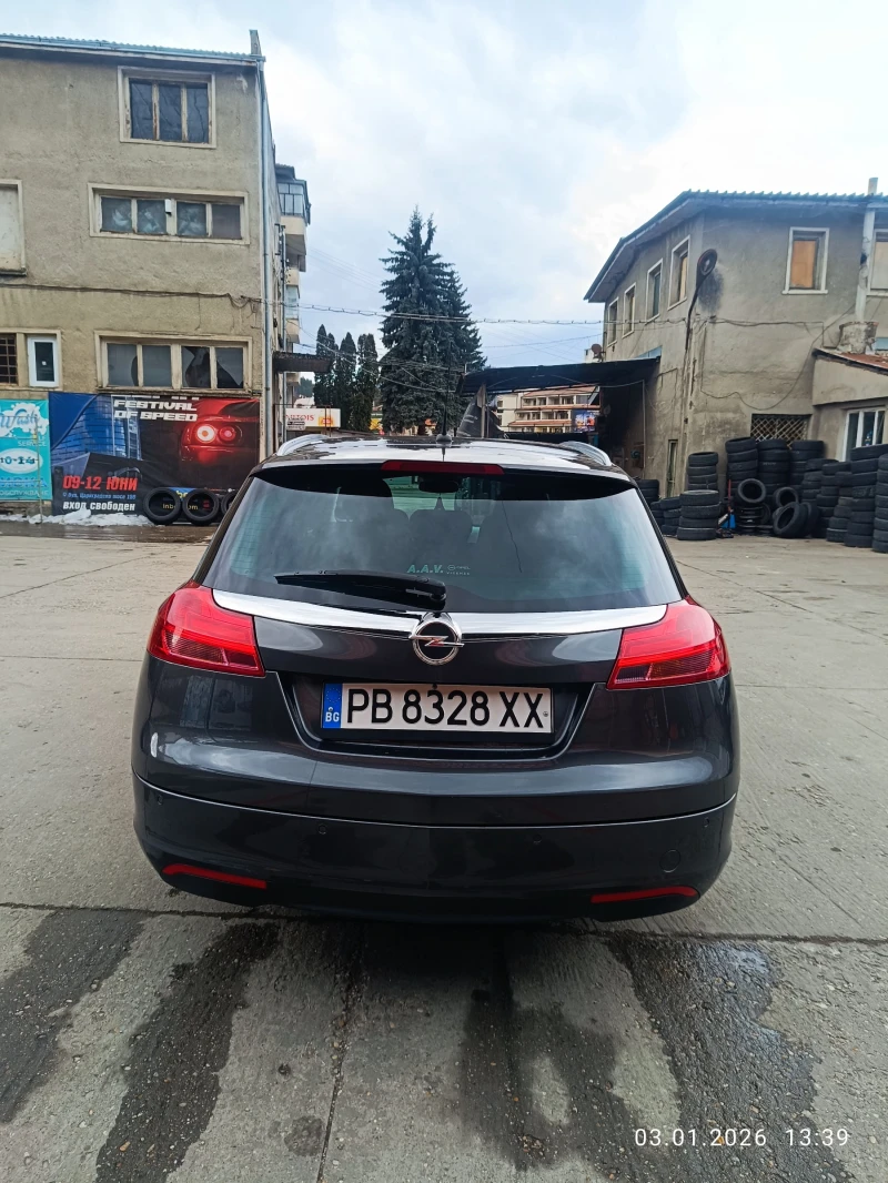 Opel Insignia, снимка 4 - Автомобили и джипове - 52964811