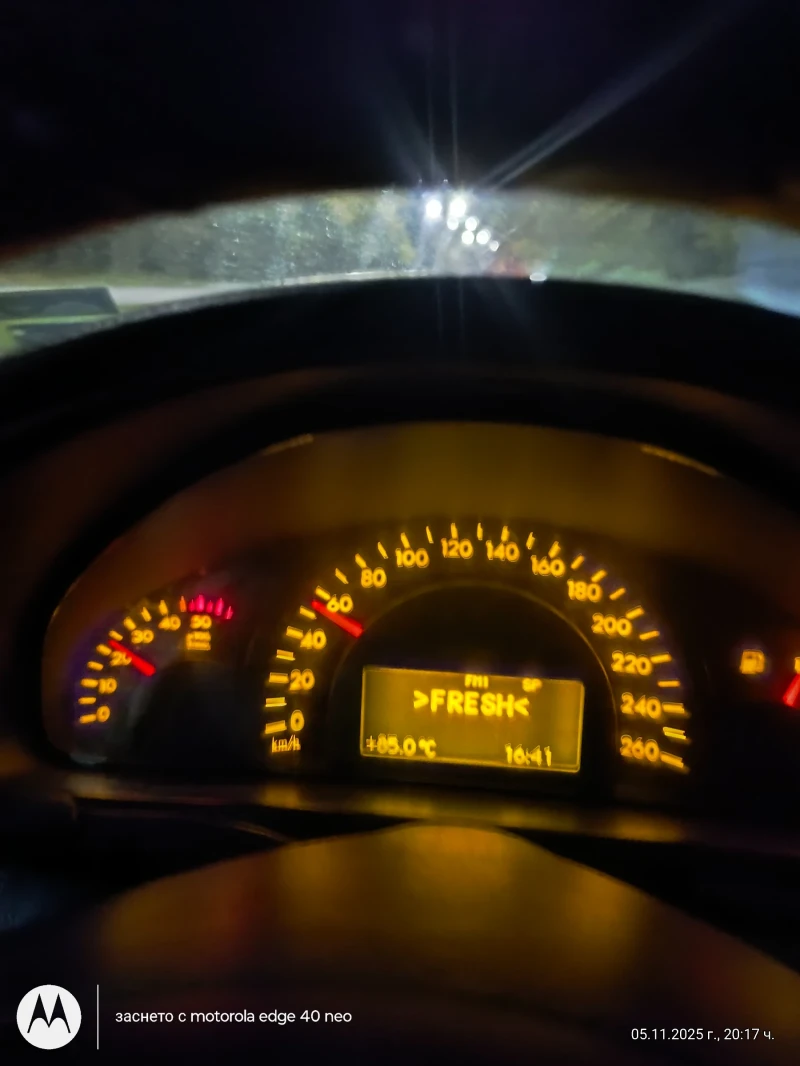 Mercedes-Benz C 220, снимка 5 - Автомобили и джипове - 53057213