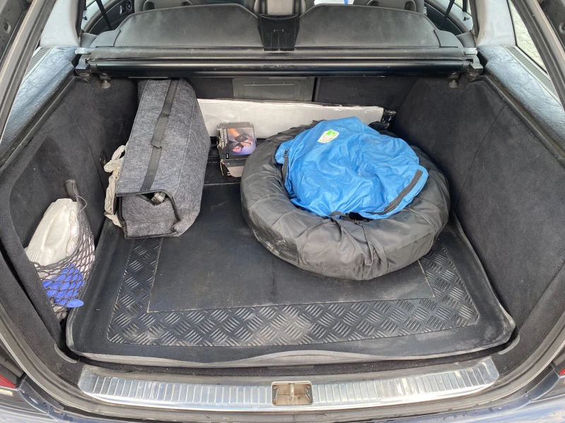 Mercedes-Benz C 320, снимка 6 - Автомобили и джипове - 53448051