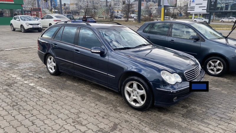 Mercedes-Benz C 320, снимка 3 - Автомобили и джипове - 53448051