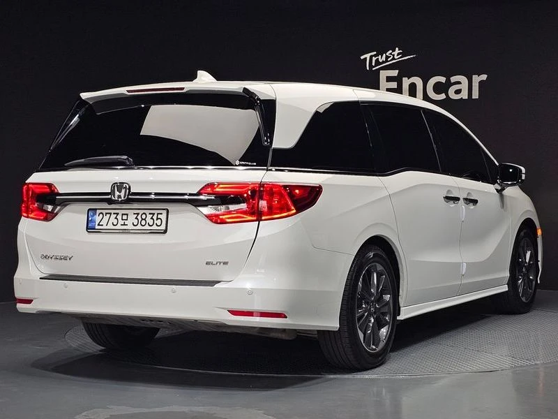 Honda Odyssey 3.5 Automatic, снимка 2 - Автомобили и джипове - 55906001