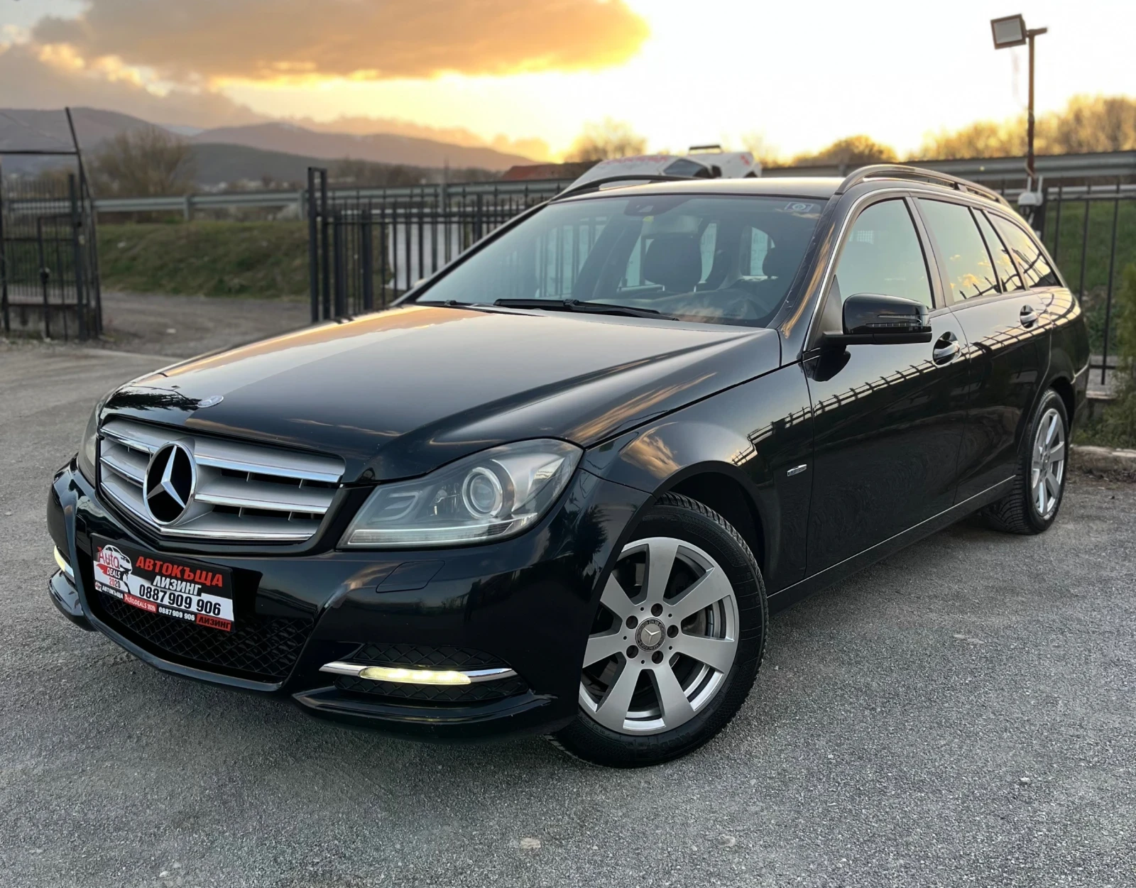 Mercedes-Benz C 220 FACELIFT* FULL LED* NAVI* TOP - изображение 2