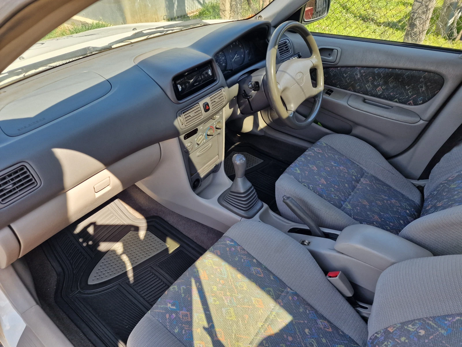Toyota Corolla  - изображение 6