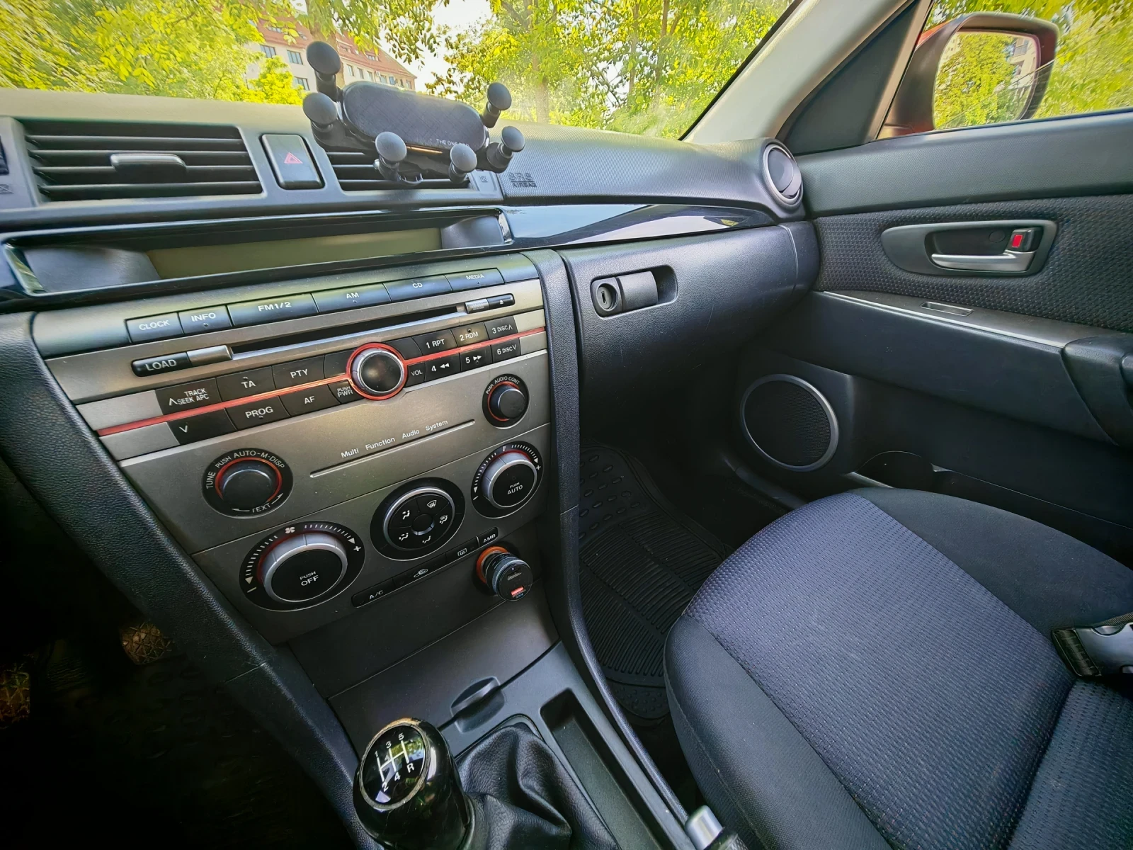 Mazda 3 | Mobile.bg   13