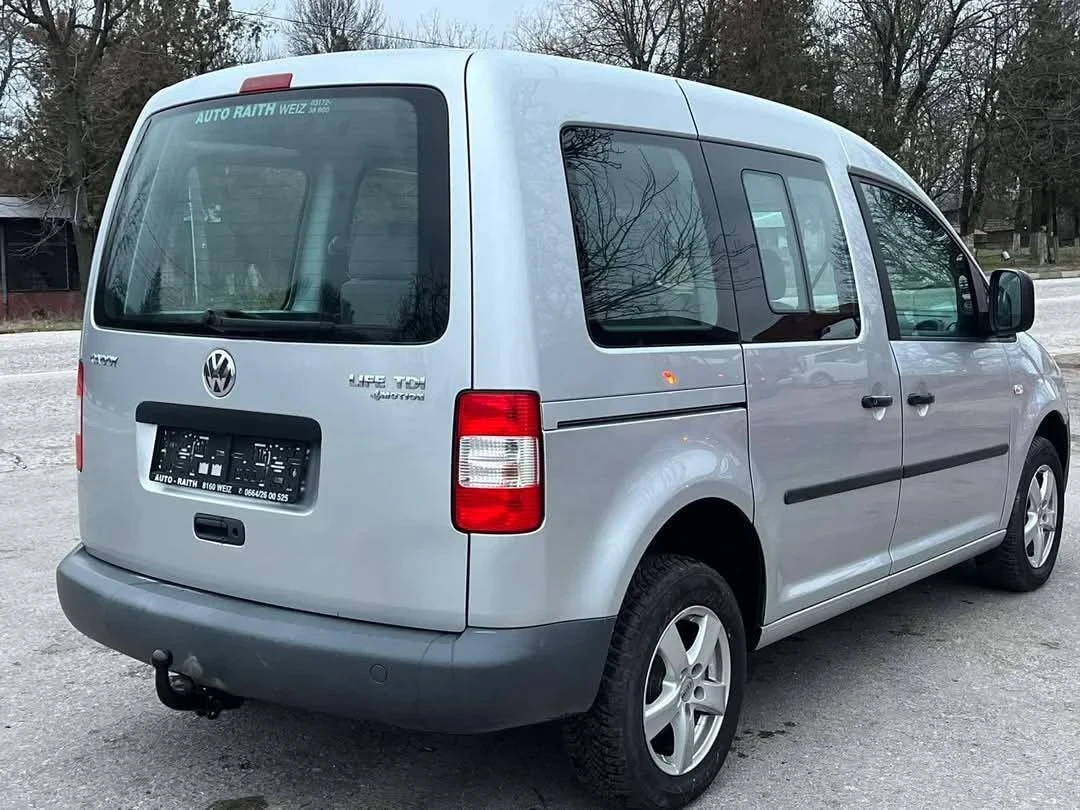 VW Caddy Life 1.9 TDI 4x4 - изображение 3