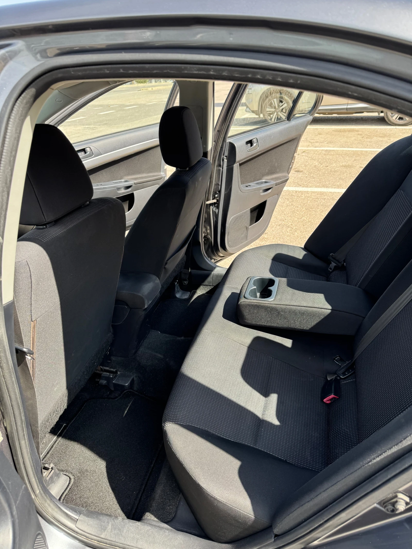 Mitsubishi Lancer 1.6 - изображение 9