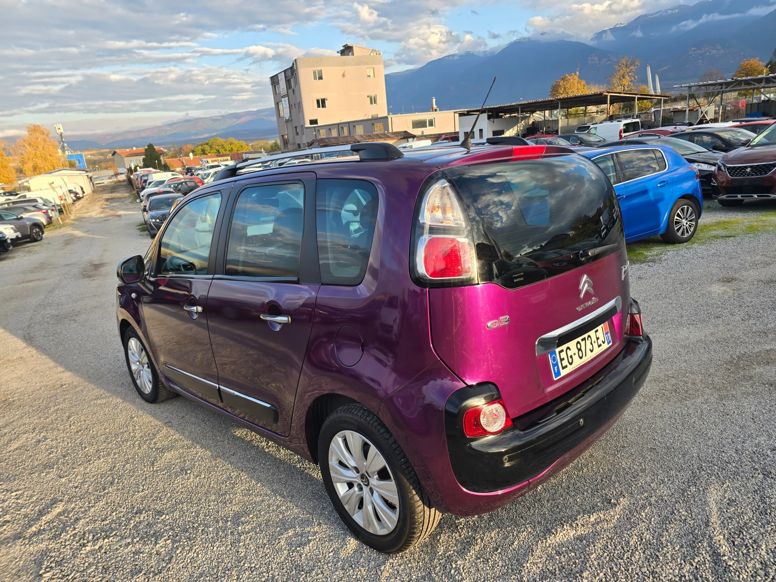 Citroen C3 Picasso 1.2 e-THP Feel Edition - изображение 7