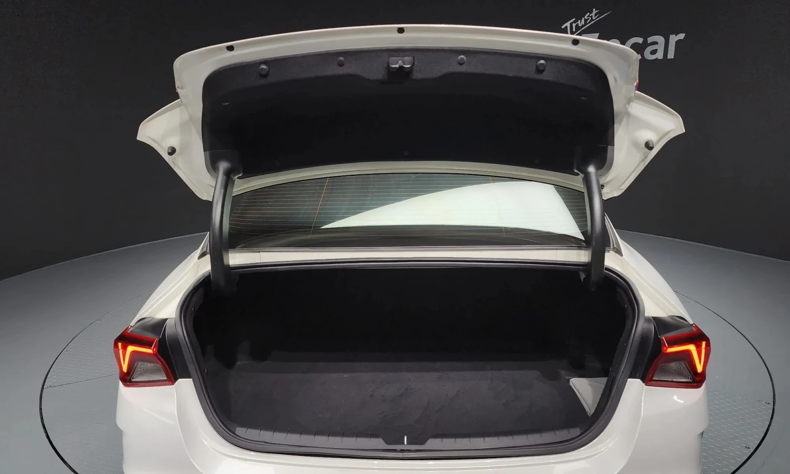 Kia K5 3Rd Generation 2.0 Lpi (For Rental Cars) Trendy | Mobile.bg � ����������� 17