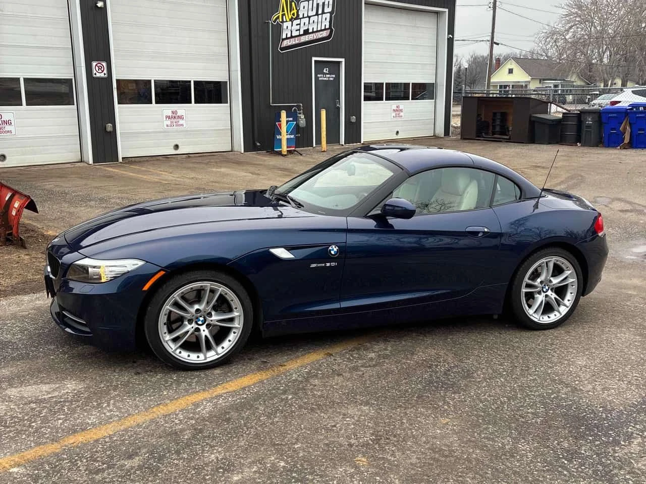 BMW Z4 sDrive30i /CARFAX /Кожа/Нави/Кейлес/Клип, снимка 3 - Автомобили и джипове - 53740662