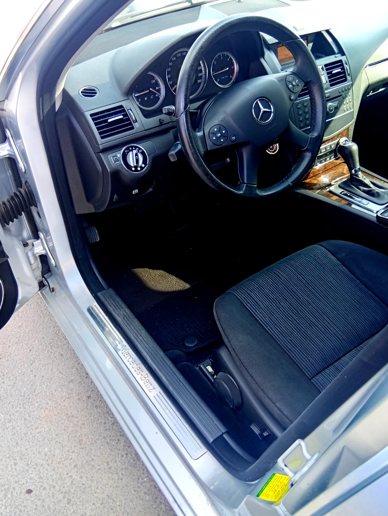 Mercedes-Benz C 220 CDI om646 automatic , снимка 9 - Автомобили и джипове - 53880566