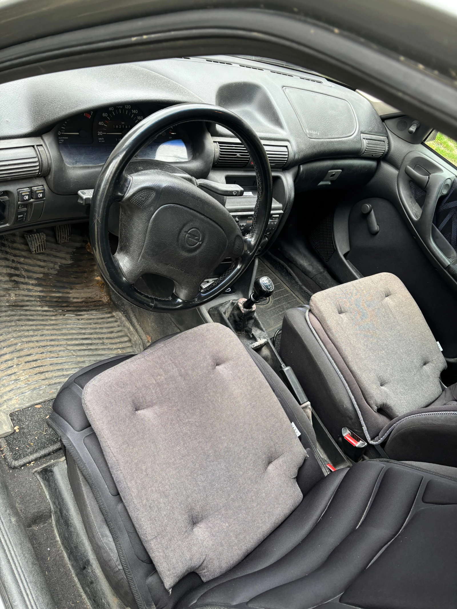 Opel Astra, снимка 5 - Автомобили и джипове - 54160918