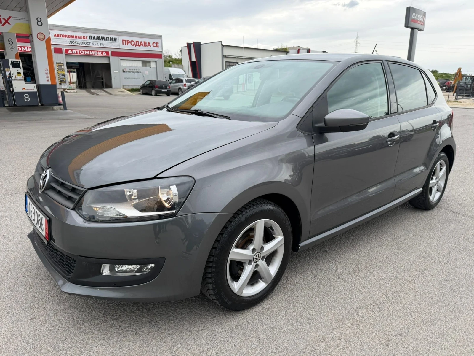 VW Polo 1.6 TDI, снимка 3 - Автомобили и джипове - 54464861
