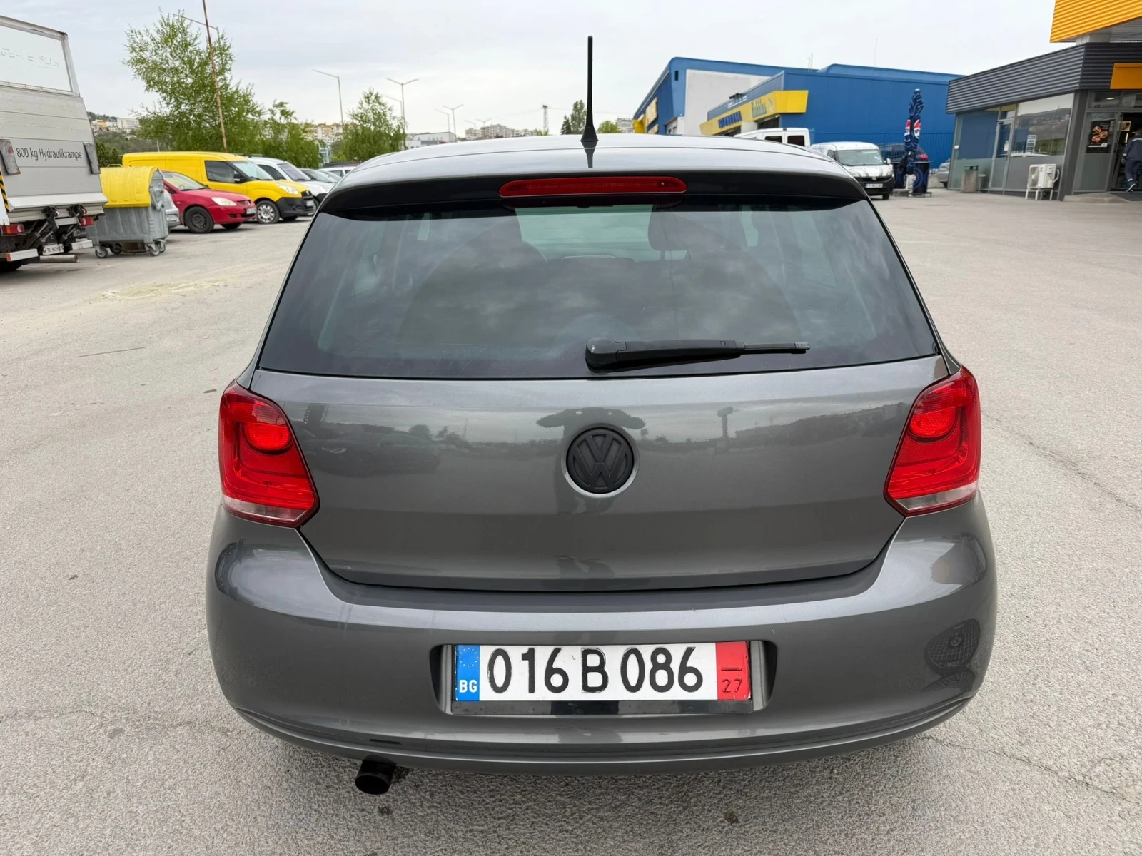 VW Polo 1.6 TDI, снимка 5 - Автомобили и джипове - 54464861