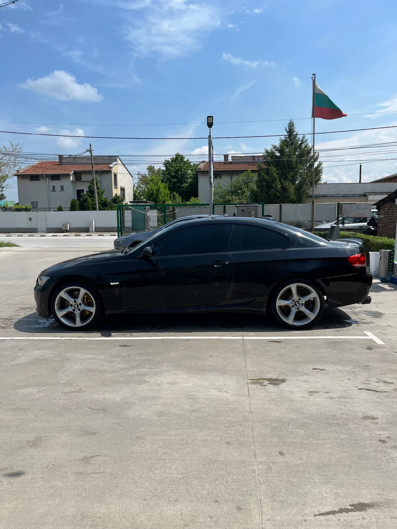 BMW 330, снимка 2 - Автомобили и джипове - 54515546