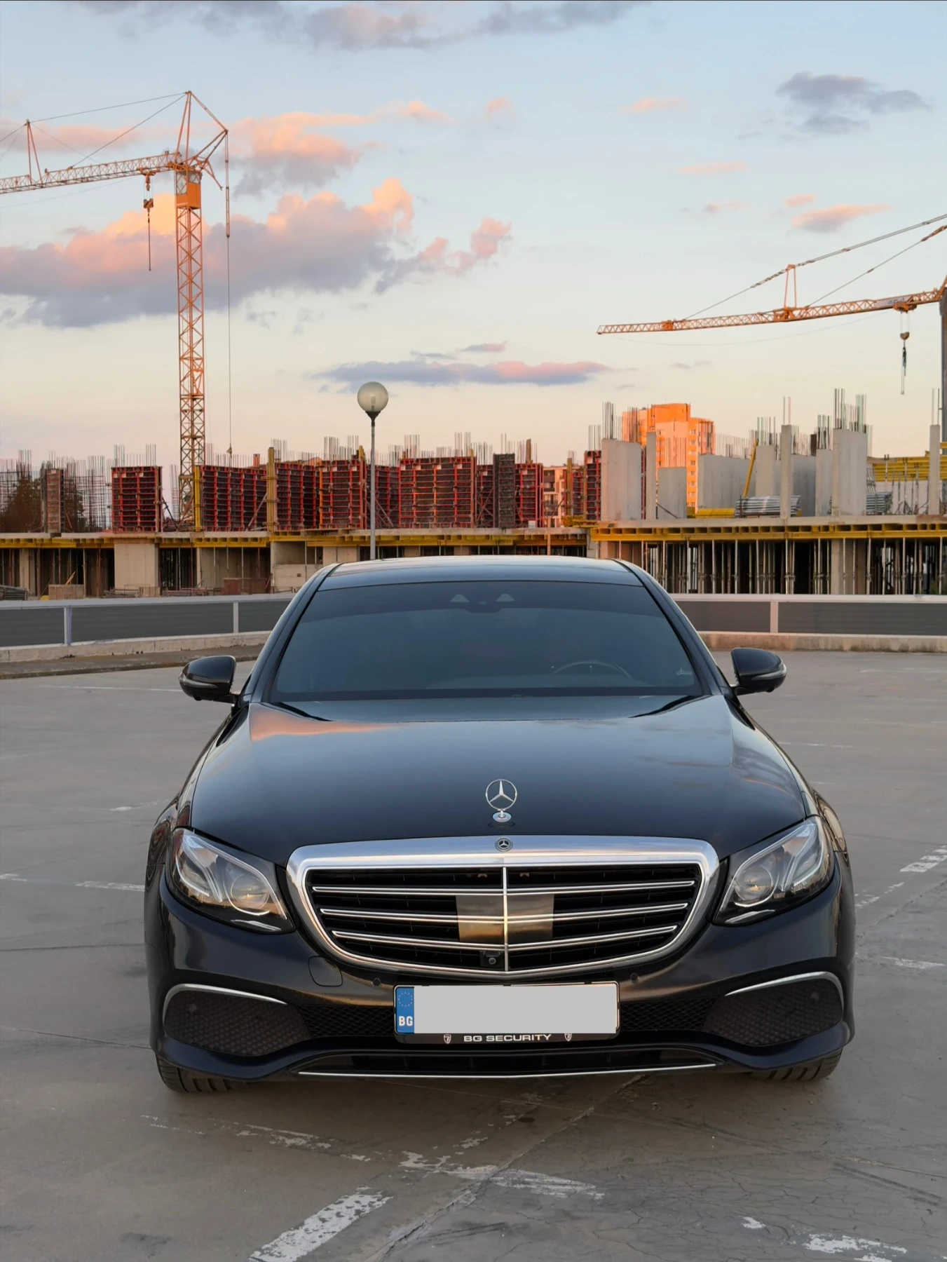 Mercedes-Benz E 220 4-matic , снимка 2 - Автомобили и джипове - 54621936