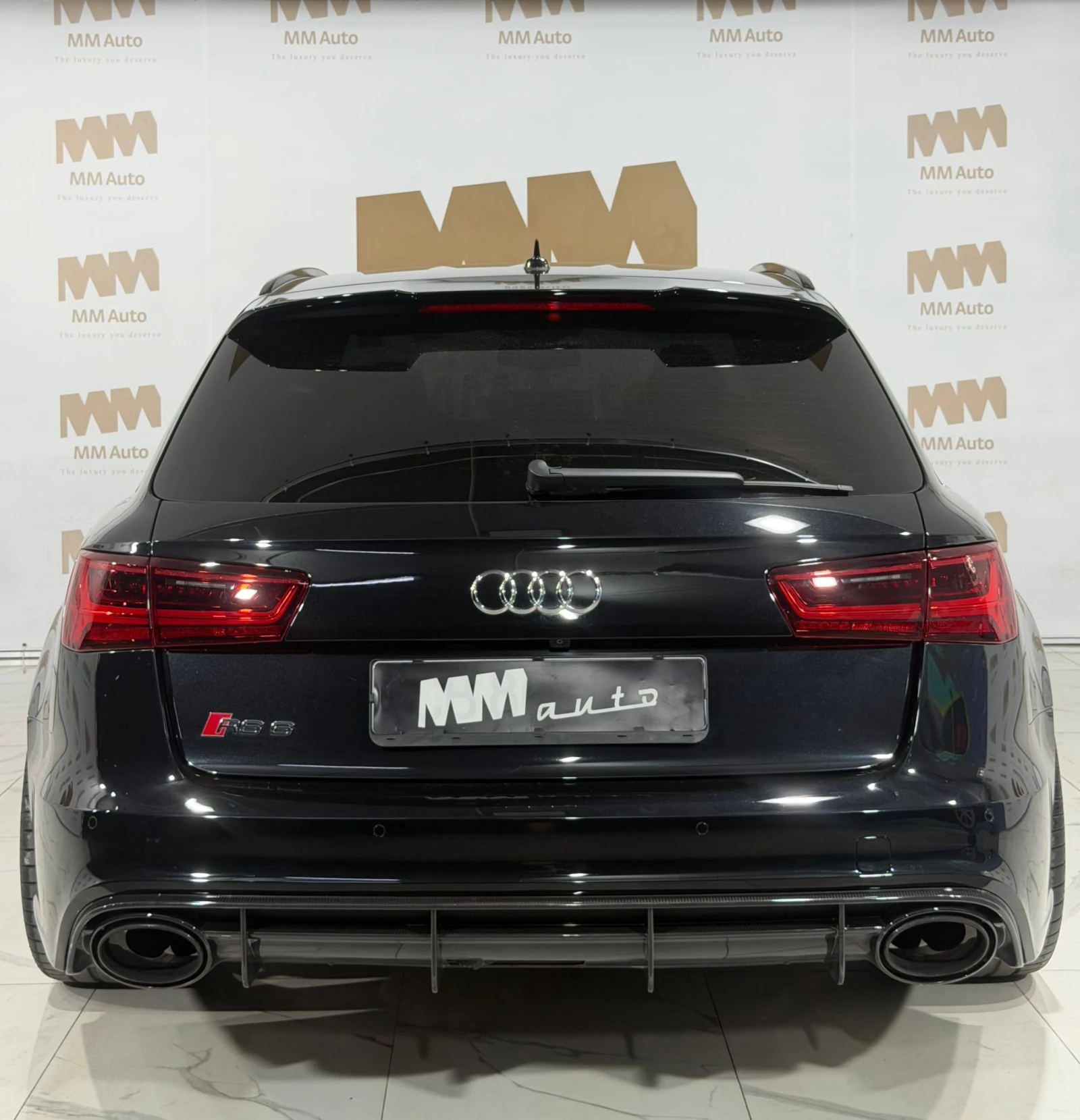 Audi Rs6 Quattro* Downpipe* Carbon* Pano* BOSE, снимка 5 - Автомобили и джипове - 54774986