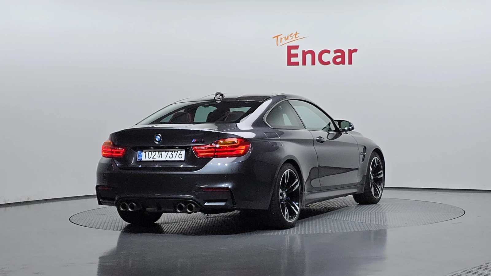 BMW M4 3.0 Twin Power Turbo R6, снимка 2 - Автомобили и джипове - 55432471