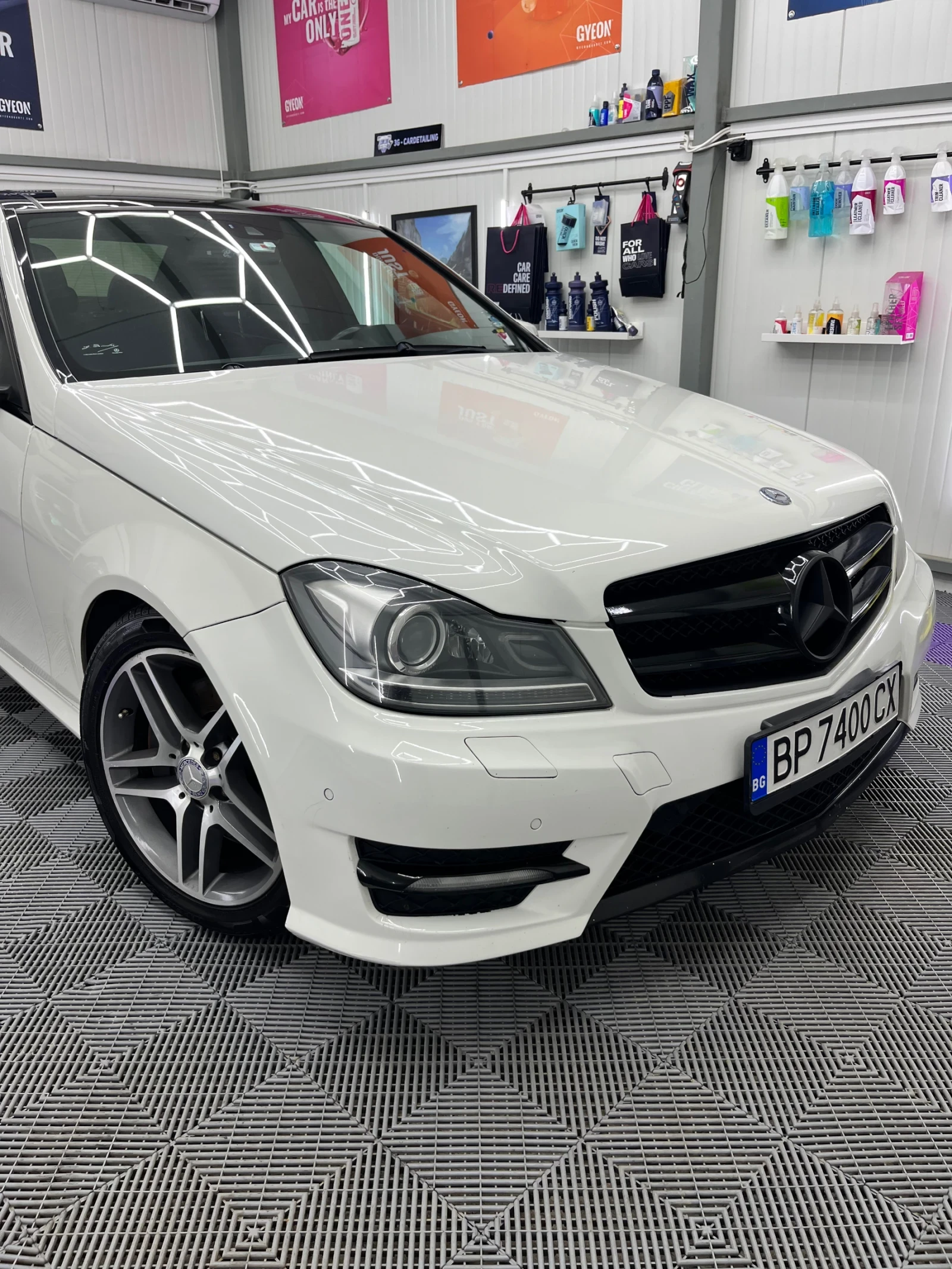 Mercedes-Benz C 300 4MATIC AMG | Бензин + LPG | Har, снимка 3 - Автомобили и джипове - 55656887