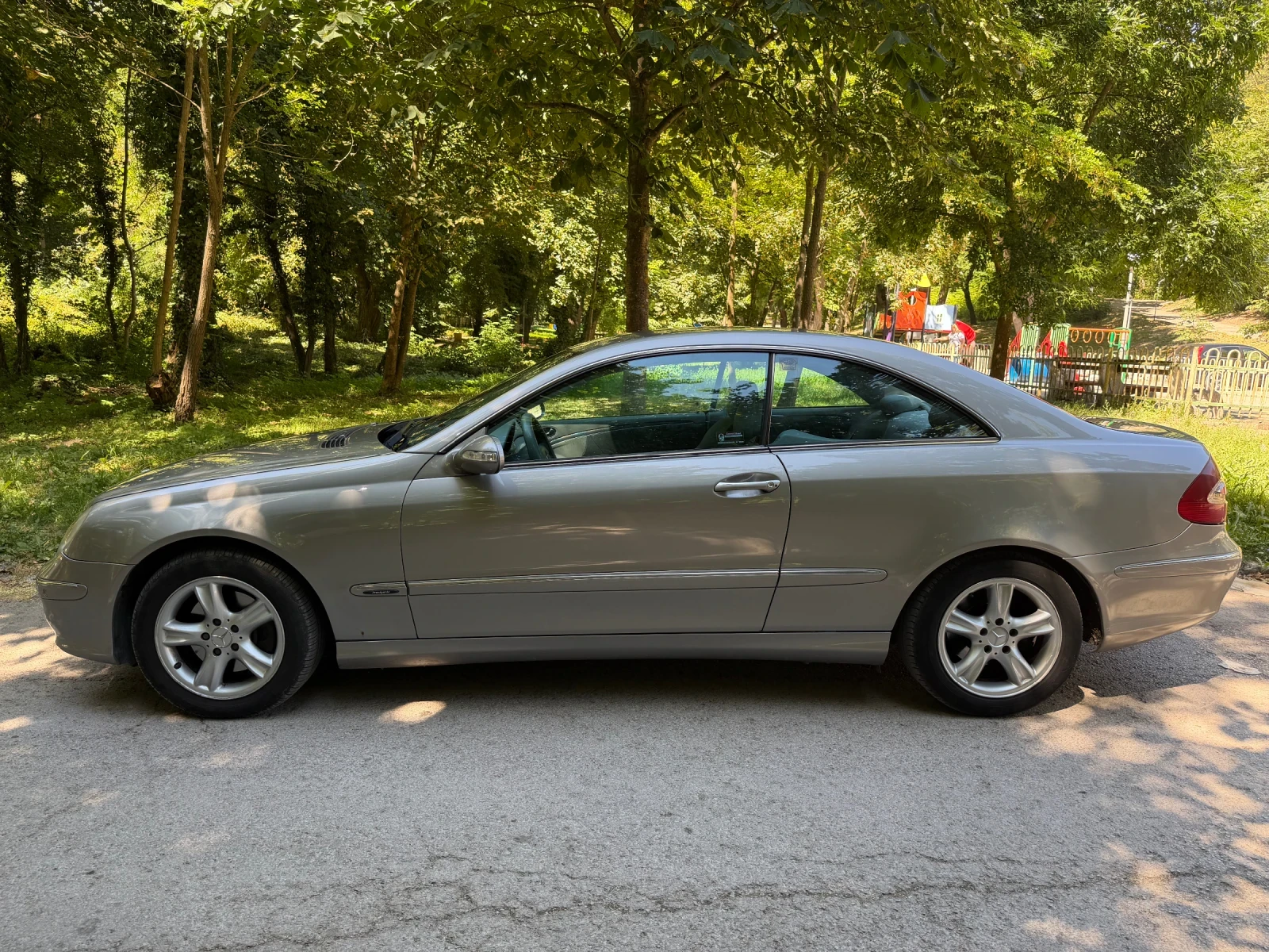 Mercedes-Benz CLK, снимка 2 - Автомобили и джипове - 55717213